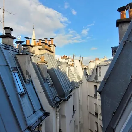 Cocon Parisien Avec Balcon - Centre Intramuros Apartment Paris