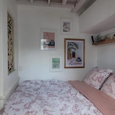 Cocon Parisien Avec Balcon - Centre Intramuros Apartment Paris